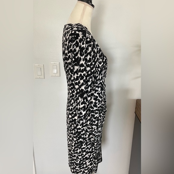 Calvin Klein dress - Picture 3 of 6